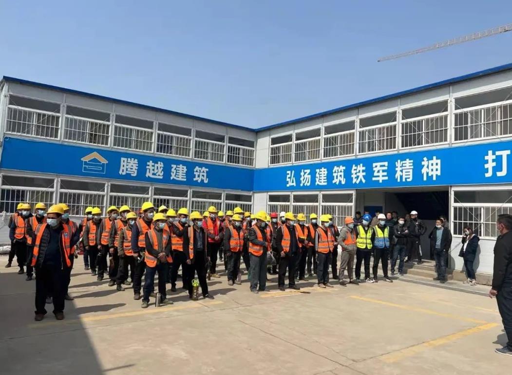 同心战“疫”丨开云网投-开云(中国)铁军紧急援建山东淄博方舱医院！